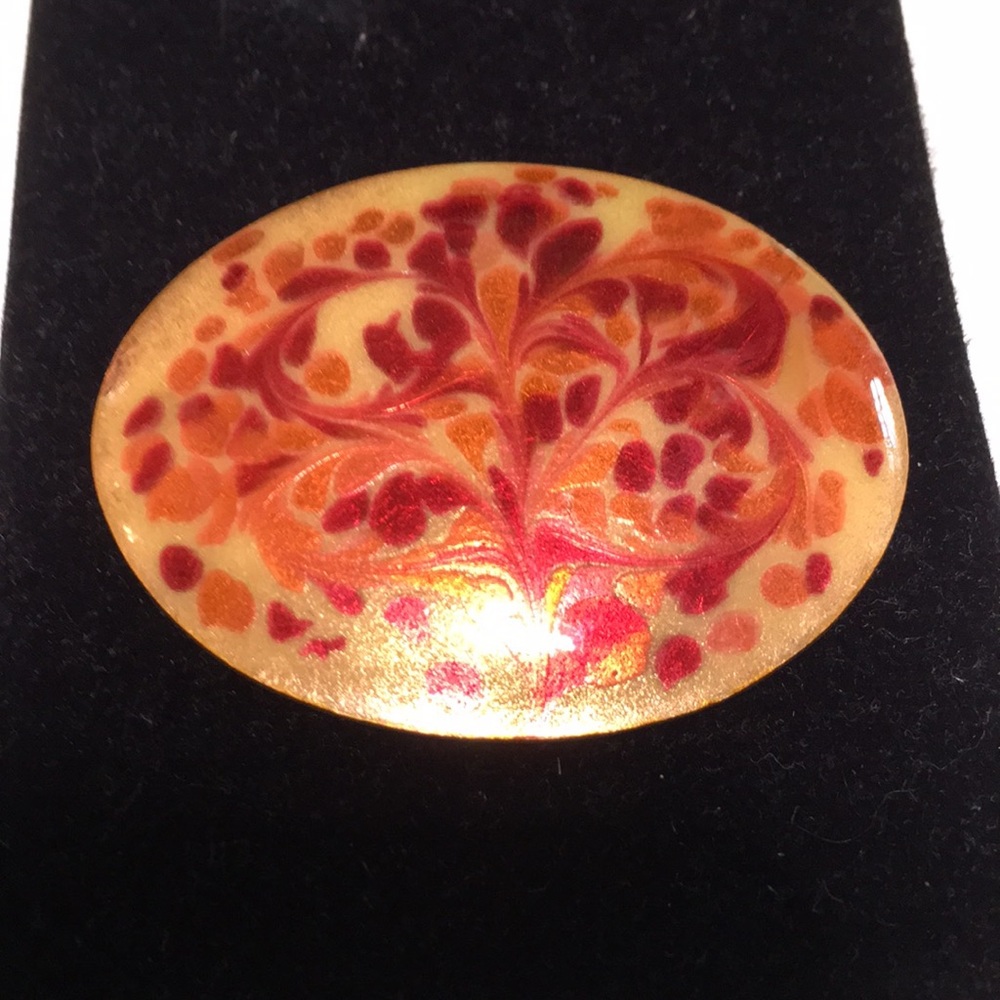 Vintage signed Inga enamel on brass pin brooch